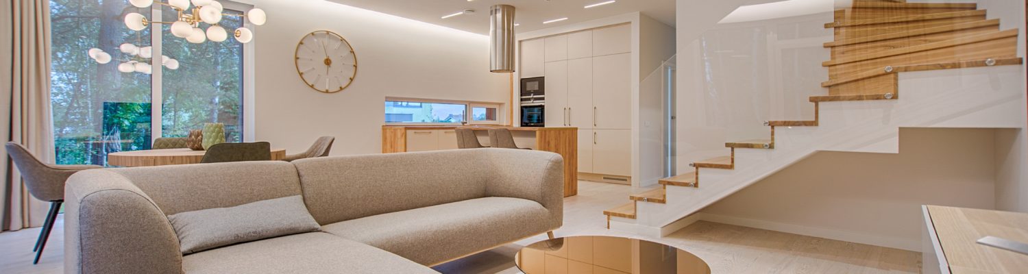 apartment-ceiling-chairs-1571460